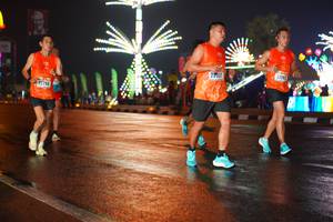 BIB: 2337, 21157, 22780
                            <button type="button" onclick="openModal(16177709)" class="btn btn-primary btn-sm float-right btn-popup" data-toggle="modal" data-target=".modal-high-quality">
                        <i class="fas fa-shopping-cart"></i> Add to Cart
                    </button>
                                            <button type="button" onclick="isThisMe(16177709, true)" class="btn btn-success btn-sm float-right btn-popup btn-isme hidden" data-toggle="tooltip" data-placement="bottom" title="นี่คือรูปของคุณใช่ไหม คลิกที่นี่เพื่อเอาเข้าอัลบั้ม">
                        <i class="fas fa-plus"></i> Add to album
                    </button>
                    <button type="button" onclick="isThisMe(16177709, false)" class="btn btn-warning btn-sm float-right btn-popup btn-isnotme hidden">
                        <i class="fas fa-ban"></i> Remove from album
                    </button>